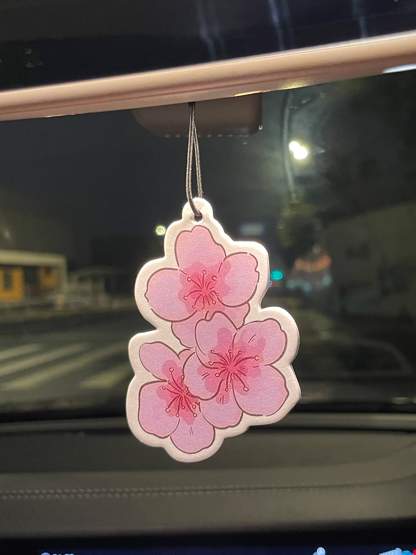 Świeży zapach Sakura/Fresia, p – Perfume Fragrance Types recenzja i cena